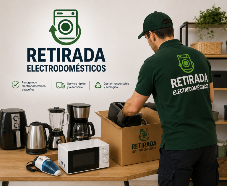 Recogida de electrodomésticos pequeños Montón desordenado de dispositivos electrónicos y cables.